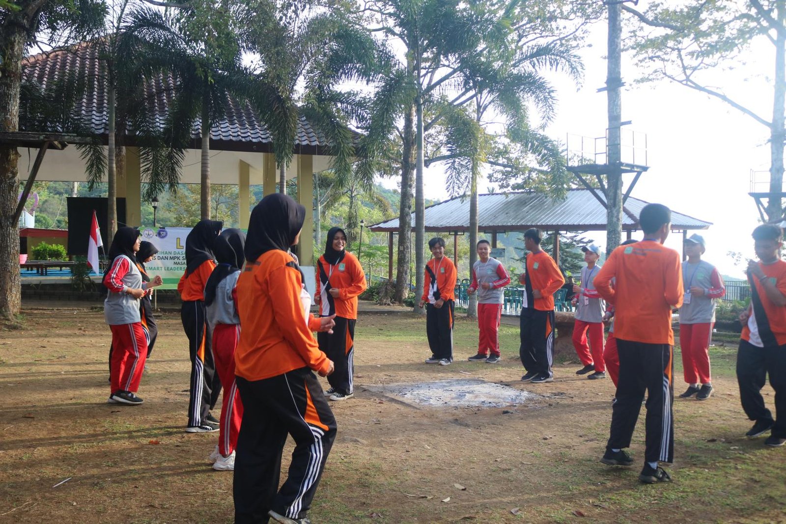 Latihan Dasar Kepemimpinan Siswa (LDKS)